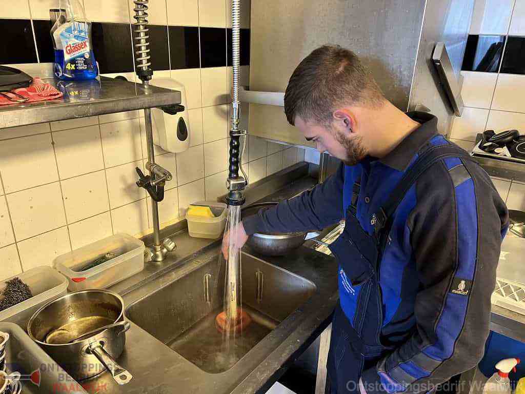 Gootsteen Ontstoppen Waalwijk Gootsteen Ontstoppen Waalwijk