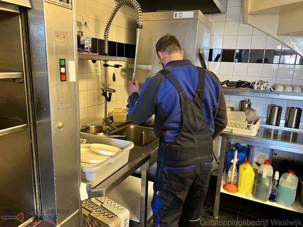 Ontstoppen Gootsteen Waalwijk Ontstoppen Gootsteen Waalwijk